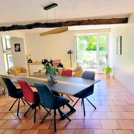 La Colline Gersoise-piscine-sauna Nyaraló *