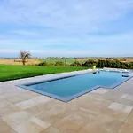 La Colline Gersoise-piscine-sauna 펜션 La Sauvetat (Gers)