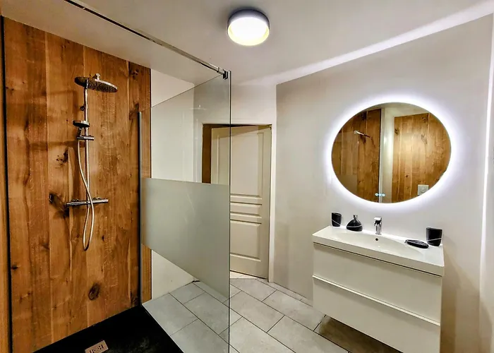 La Colline Gersoise-piscine-sauna * La Sauvetat