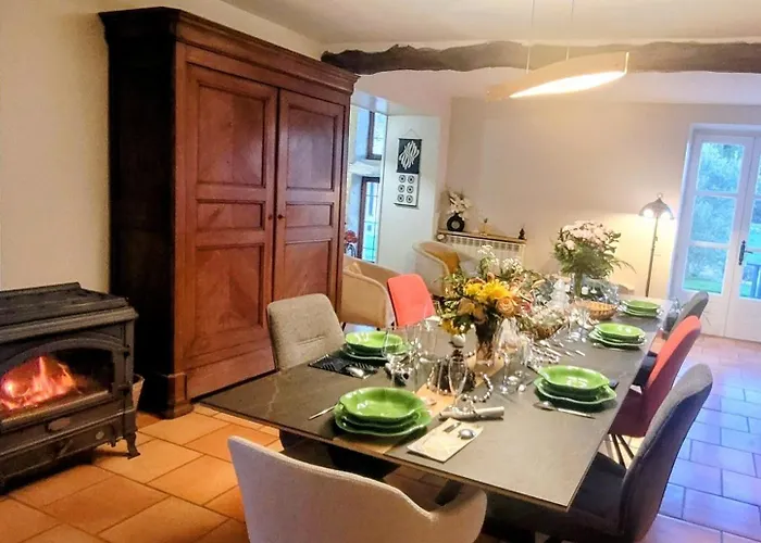 La Colline Gersoise-piscine-sauna Prázdninový dům *